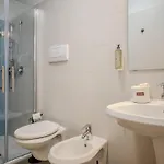 Casa Di Caccia Aparthotel