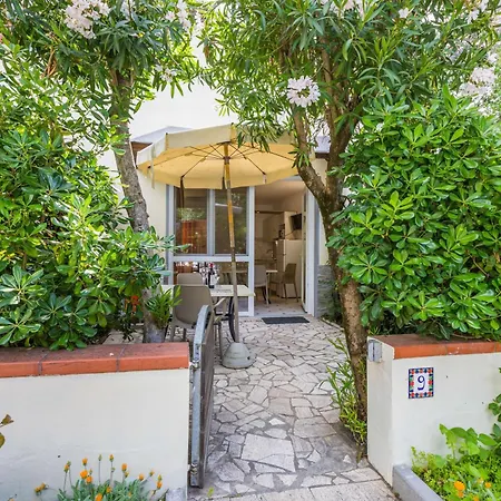Casa Di Caccia 2* Marina Di Bibbona