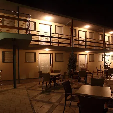 Aparthotel Casa Di Caccia