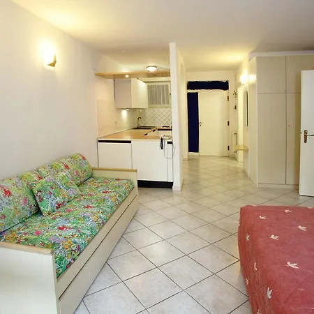 Aparthotel Casa Di Caccia 2*